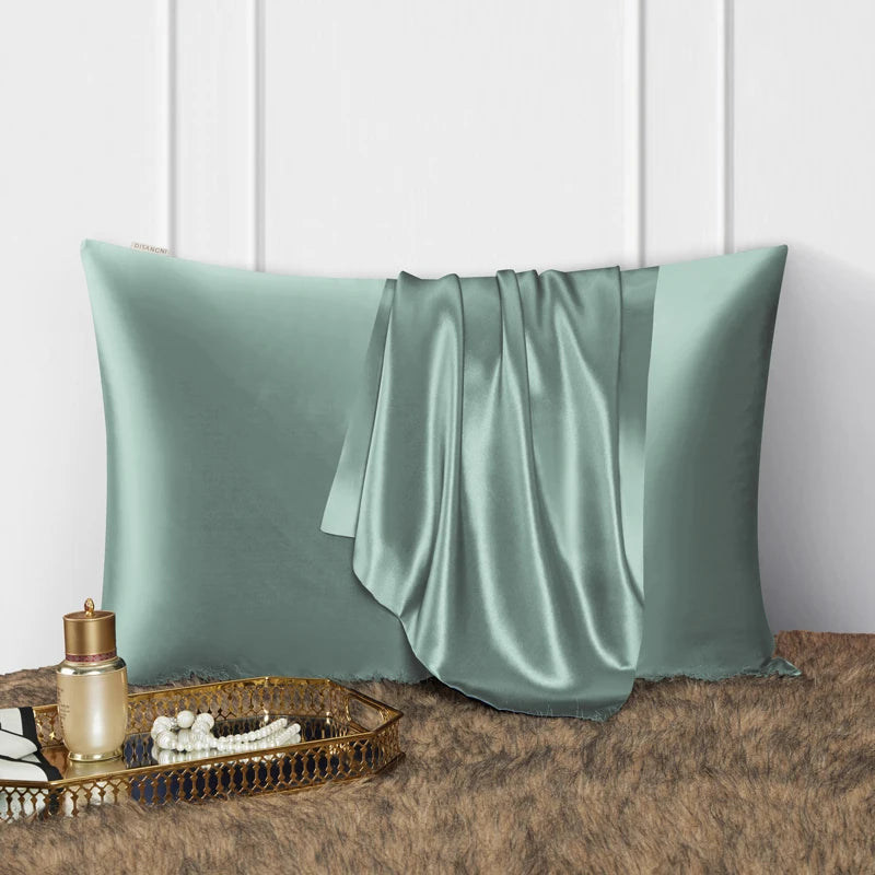 The Riaz Signature: 22 Momme Pure Mulberry Silk Pillowcase