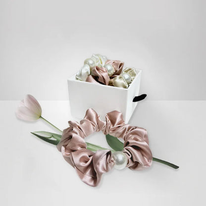 22 Momme Silk Scrunchie – Pink, White & Rose Gold