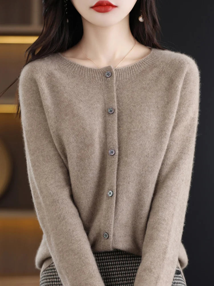 Merino Wool Cardigan – Women’s Chic Knitwear