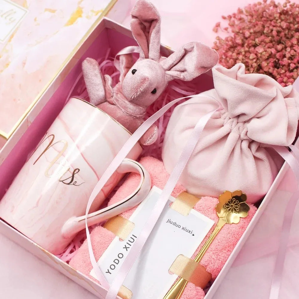 Curated Gift Box for Her – Elegant Home Keepsake