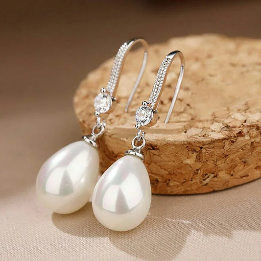 2 Pieces Of Women's Trendy And Elegant Pearl Tassel Earrings