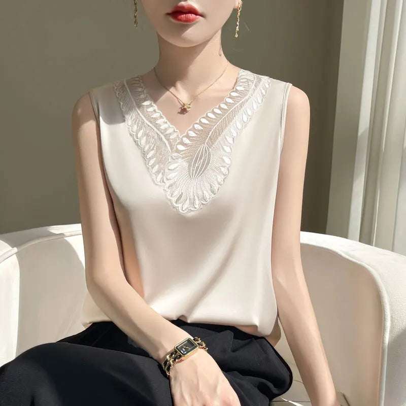 V-Neck Lace Camisole Temperament  T-Shirt Sleeveless Bottoming