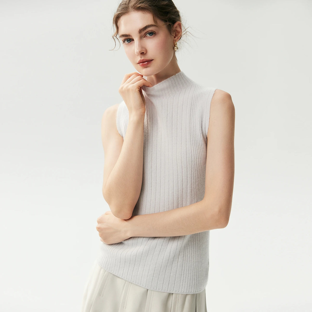 Pull sans manches col roulé en cachemire pour femme