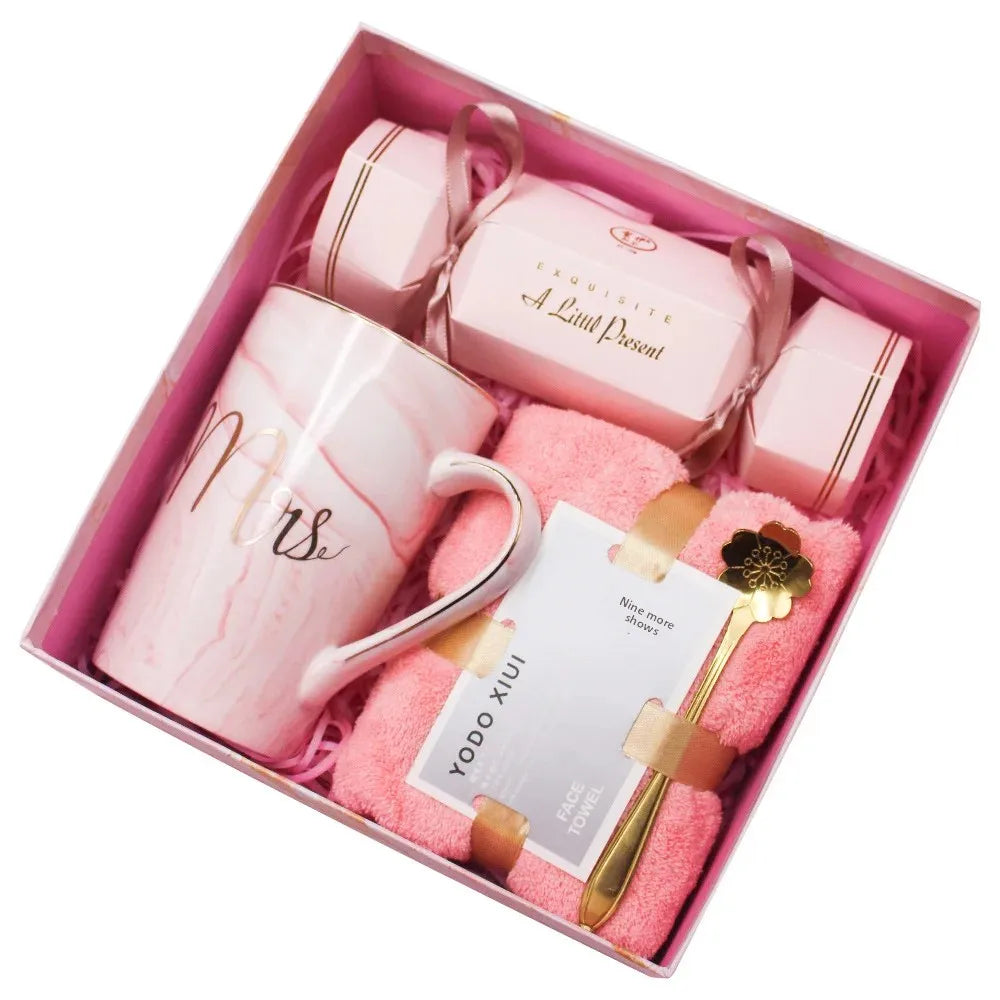 Curated Gift Box for Her – Elegant Home Keepsake