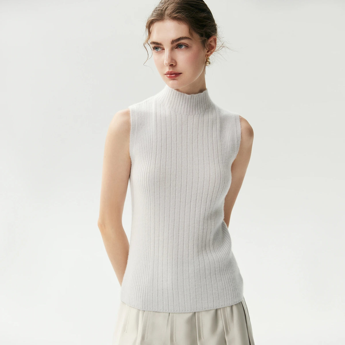 Pull sans manches col roulé en cachemire pour femme