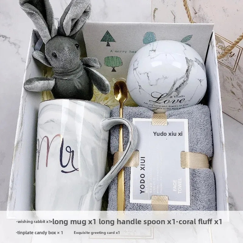 Curated Gift Box for Her – Elegant Home Keepsake