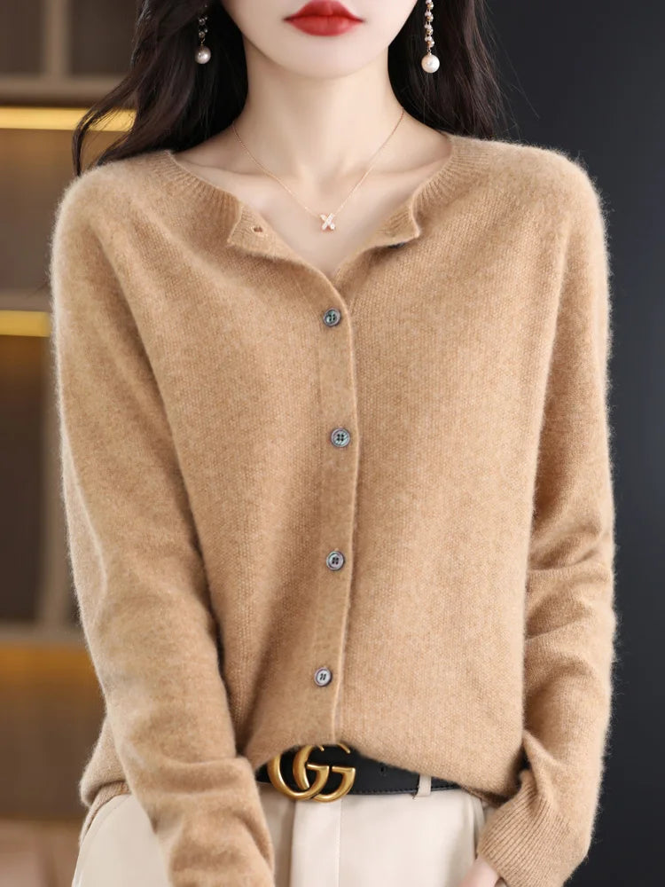 Merino Wool Cardigan – Women’s Chic Knitwear