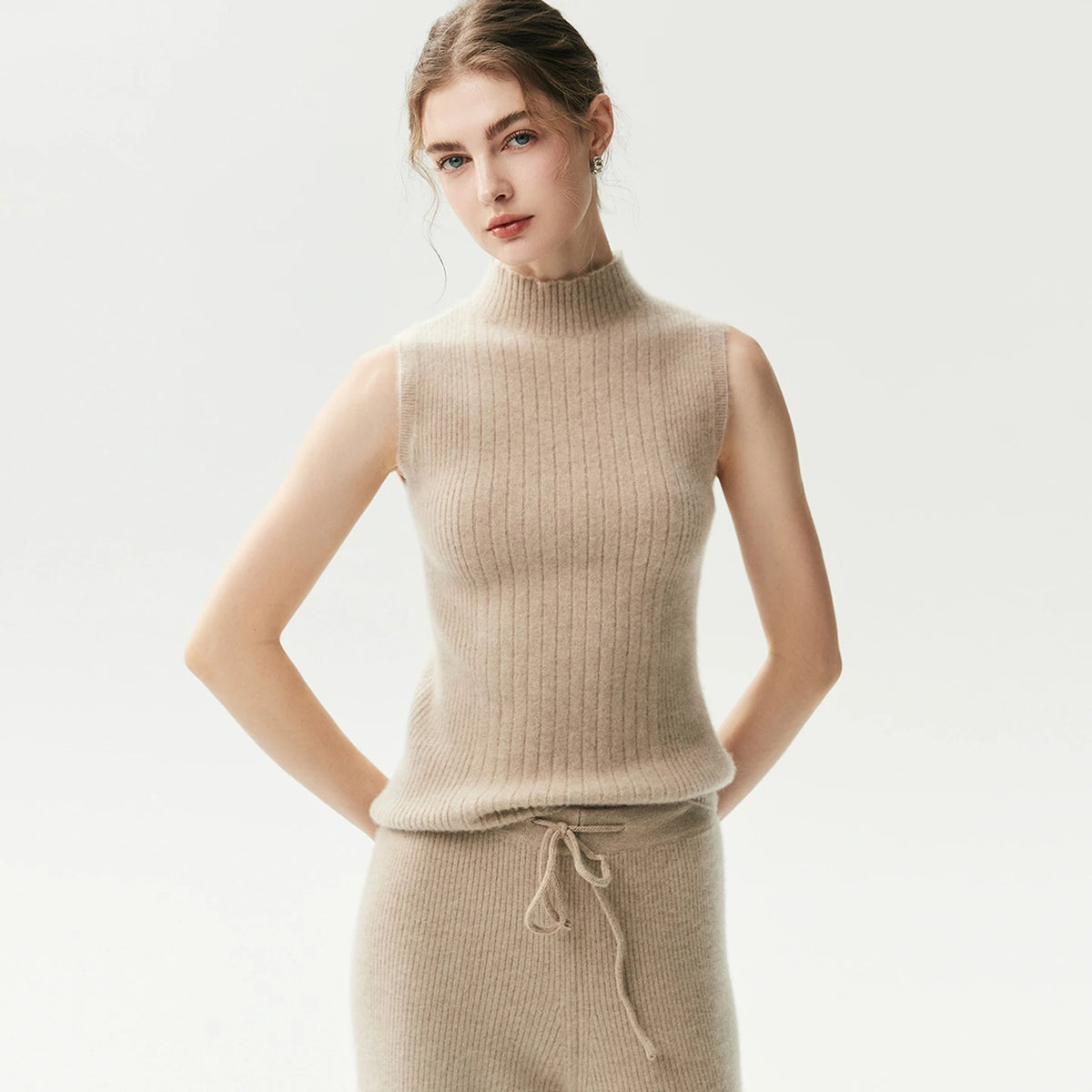 Pull sans manches col roulé en cachemire pour femme