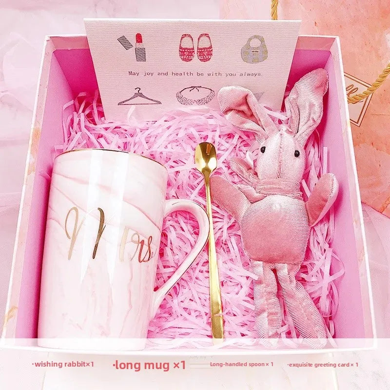 Curated Gift Box for Her – Elegant Home Keepsake