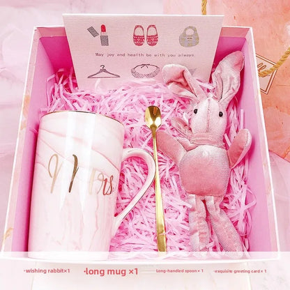 Curated Gift Box for Her – Elegant Home Keepsake
